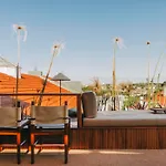 Отель The Vintage &