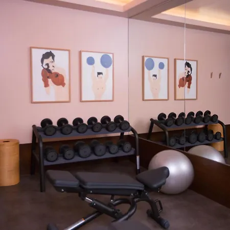 The Vintage & 5* リスボン