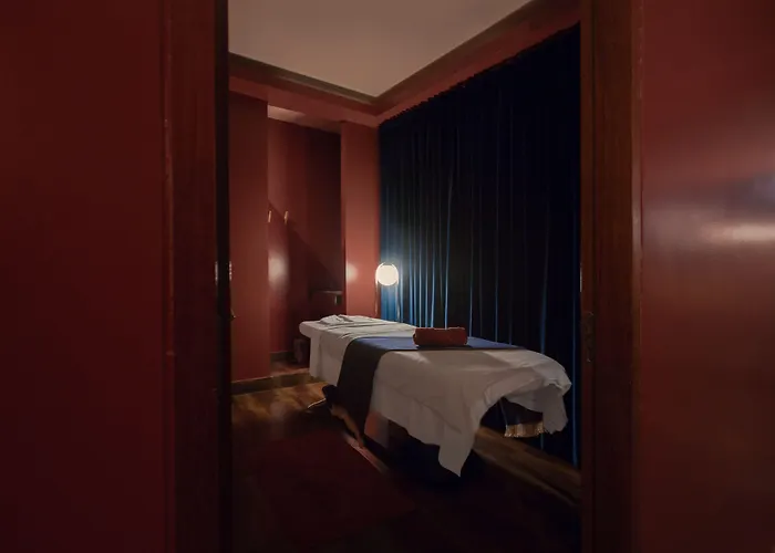 Hotel The Vintage & 5*